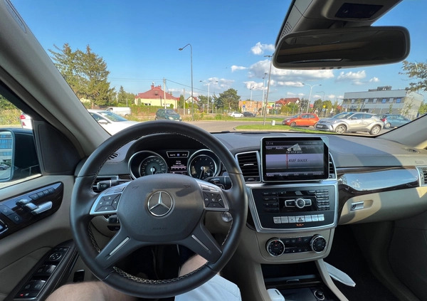 Mercedes-Benz GL cena 119000 przebieg: 157000, rok produkcji 2013 z Warszawa małe 352